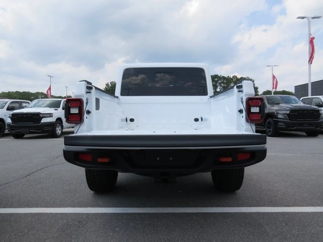 2026 Jeep JT Gladiator - Image 5 of 20
