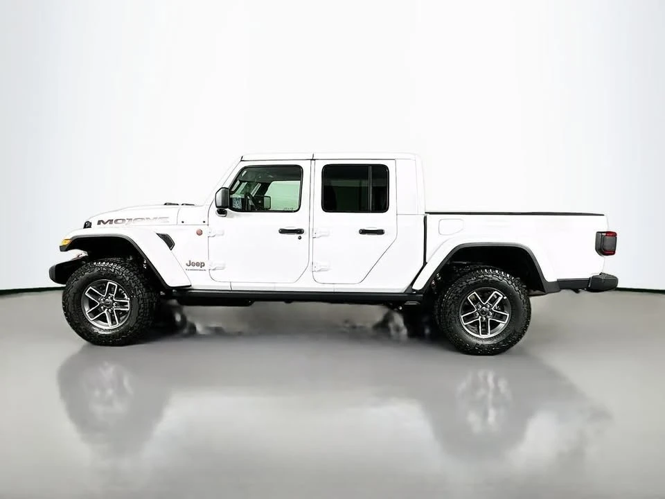 2026 Jeep JT Gladiator - Image 9 of 20