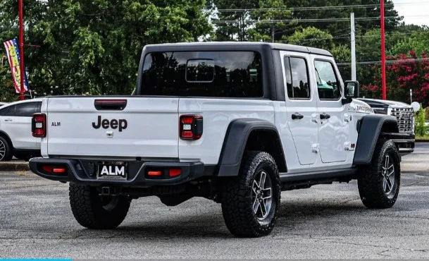 2026 Jeep JT Gladiator - Image 4 of 12