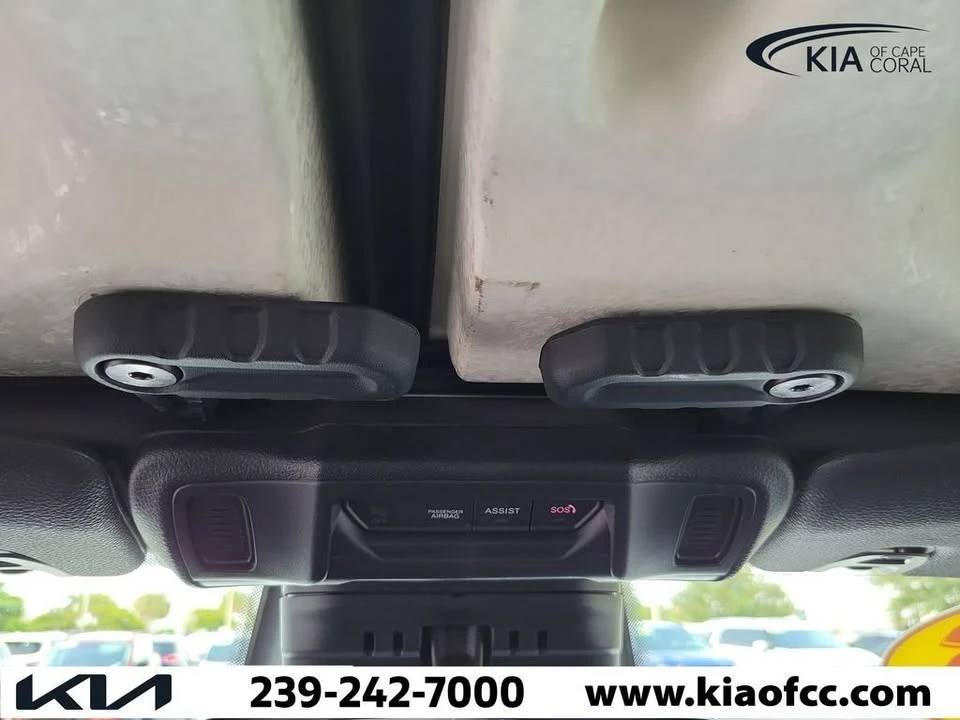 2026 Jeep JT Gladiator - Image 19 of 20