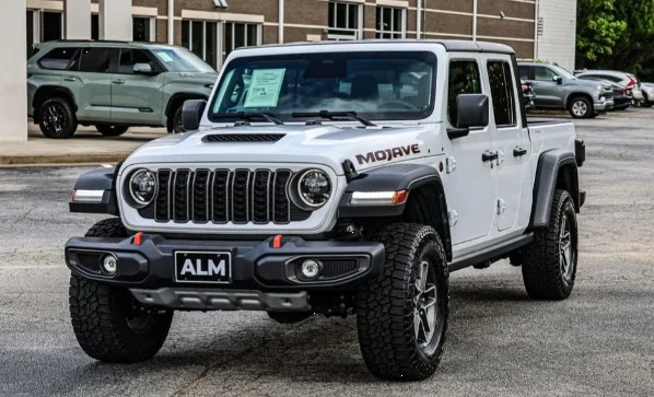 2026 Jeep JT Gladiator - Image 3 of 12