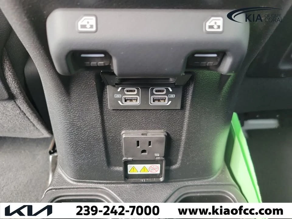 2026 Jeep JT Gladiator - Image 13 of 20