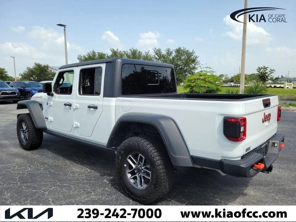 2026 Jeep JT Gladiator - Image 5 of 20