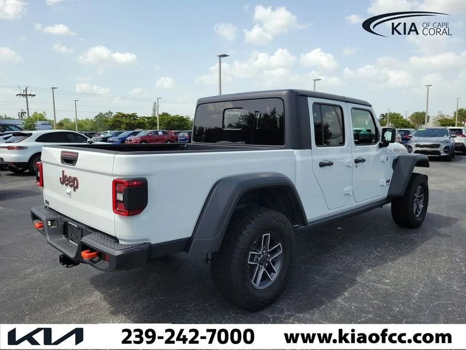 2026 Jeep JT Gladiator - Image 7 of 20