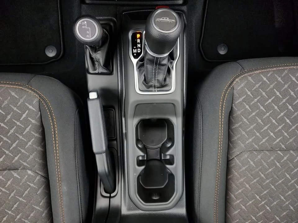 2026 Jeep JT Gladiator - Image 17 of 20
