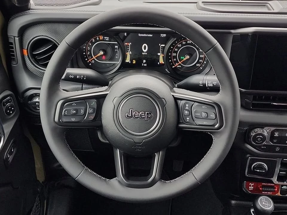 2026 Jeep JT Gladiator - Image 18 of 20