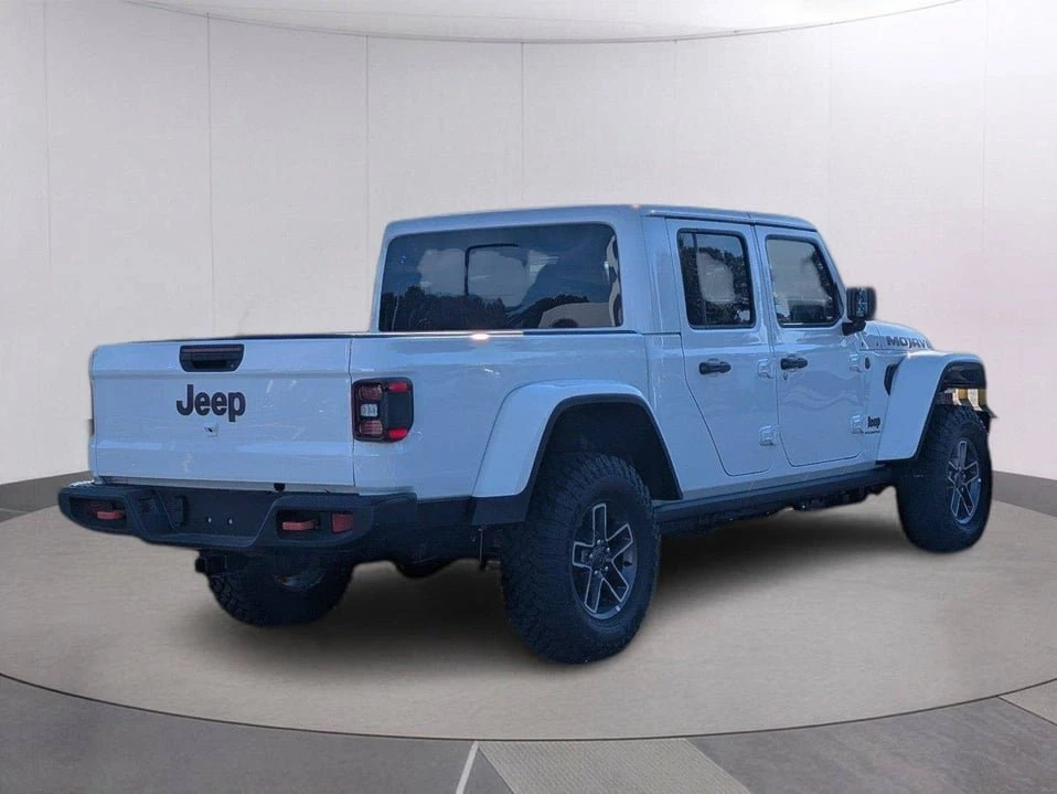 2026 Jeep JT Gladiator - Image 7 of 10