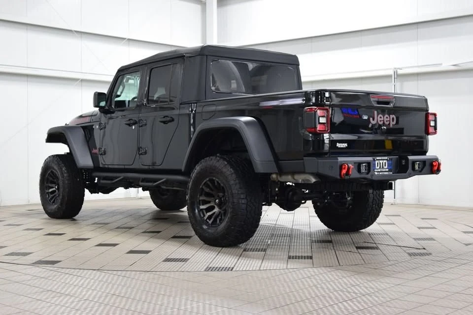 2026 Jeep JT Gladiator - Image 5 of 17