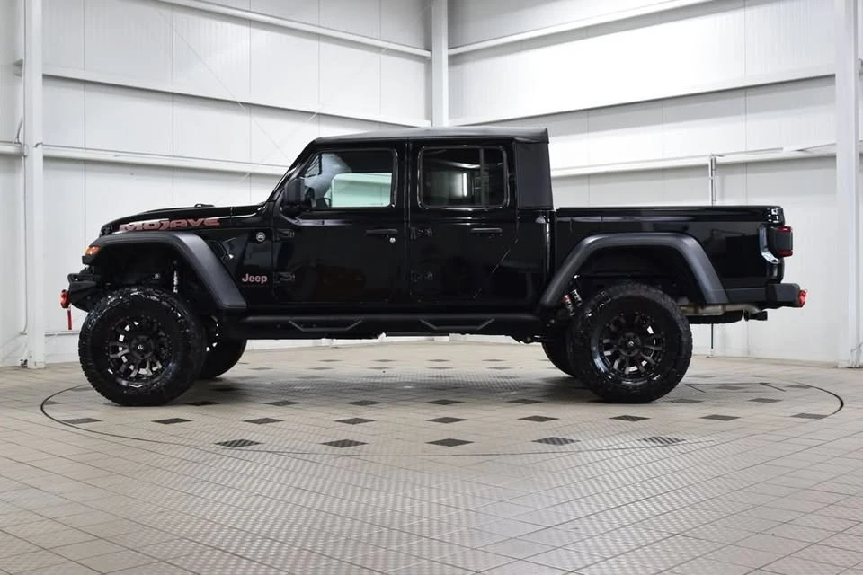 2026 Jeep JT Gladiator - Image 4 of 17