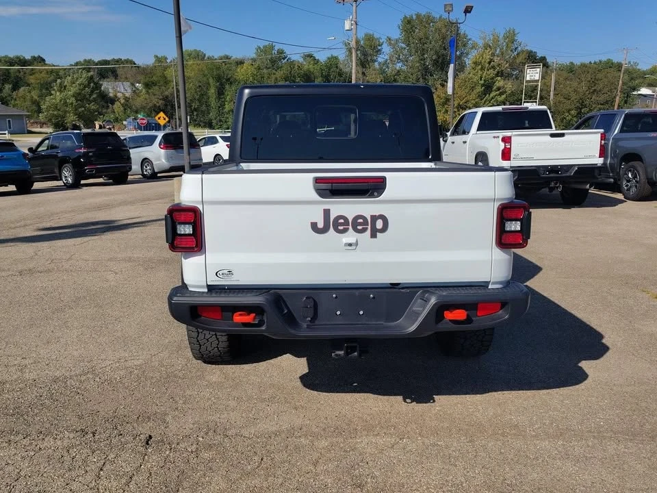 2026 Jeep JT Gladiator - Image 4 of 20