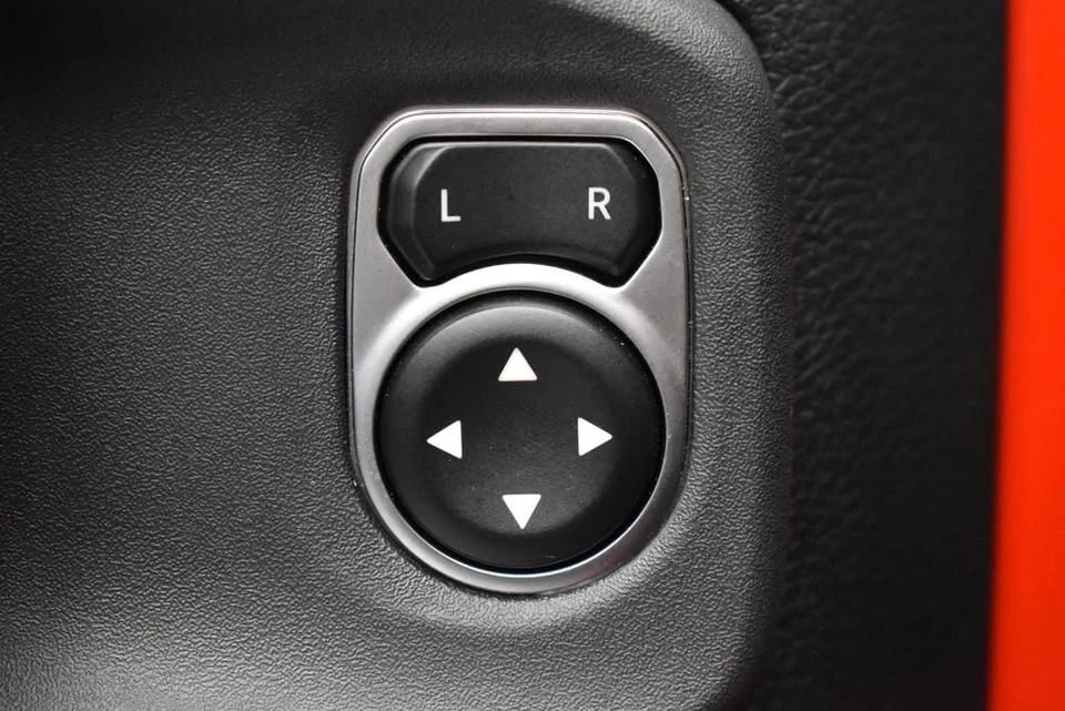2026 Jeep JT Gladiator - Image 10 of 20