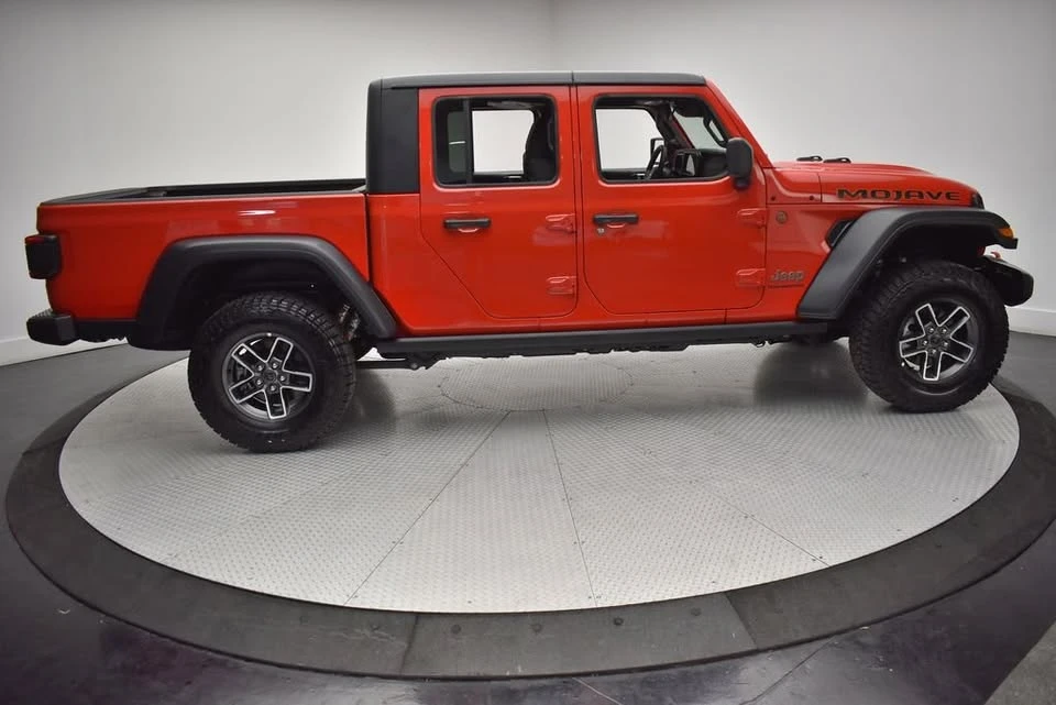 2026 Jeep JT Gladiator - Image 4 of 20