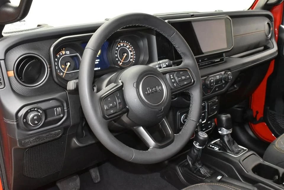 2026 Jeep JT Gladiator - Image 13 of 20