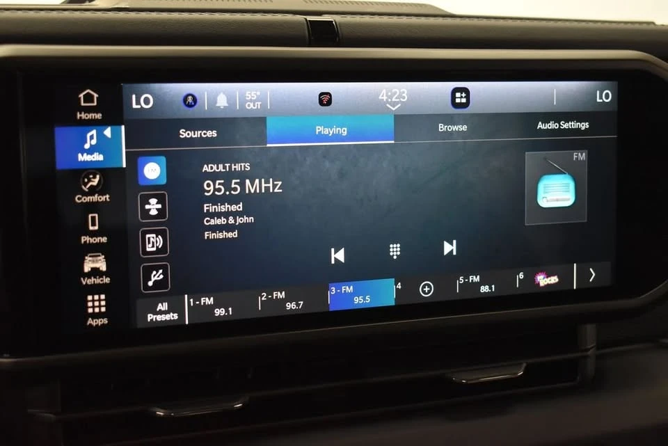 2026 Jeep JT Gladiator - Image 16 of 20