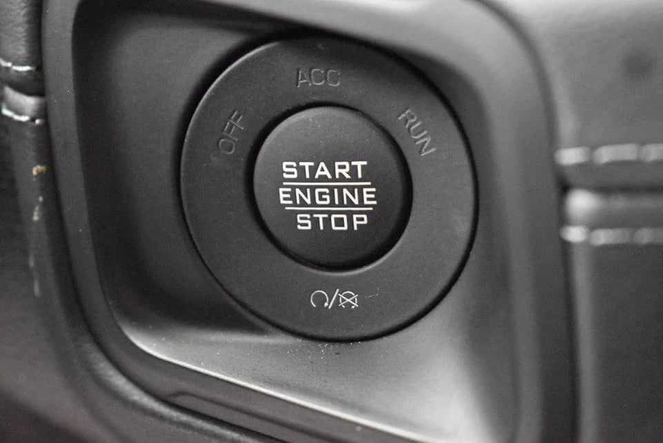 2026 Jeep JT Gladiator - Image 15 of 20