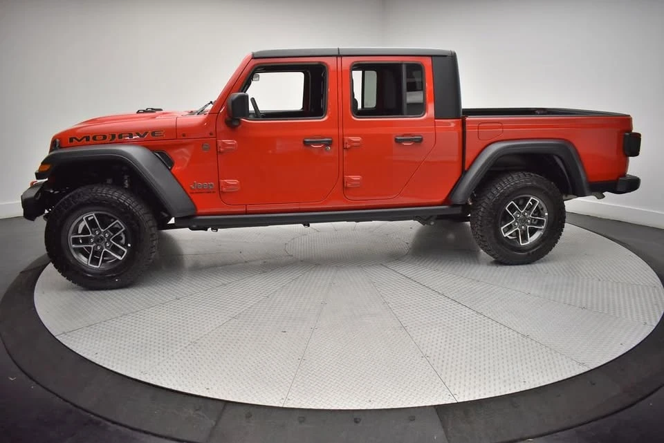 2026 Jeep JT Gladiator - Image 8 of 20