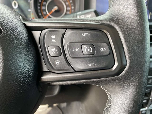 2026 Jeep JT Gladiator - Image 18 of 20