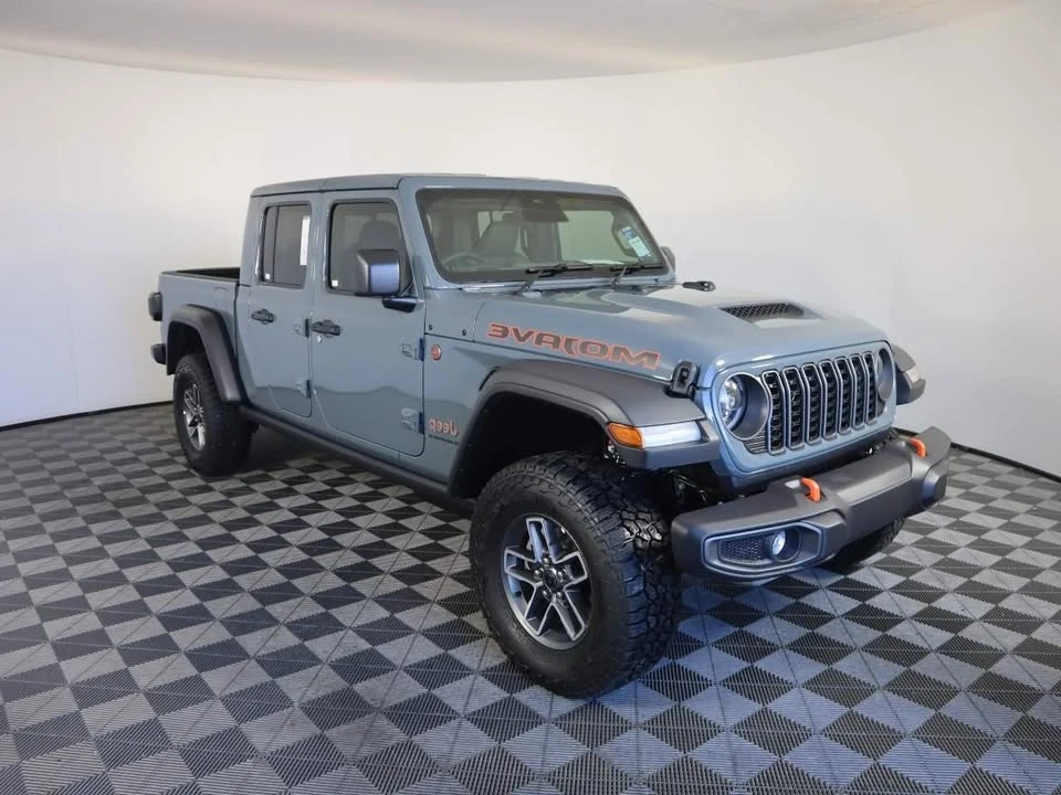 2026 Jeep JT Gladiator - Image 3 of 12