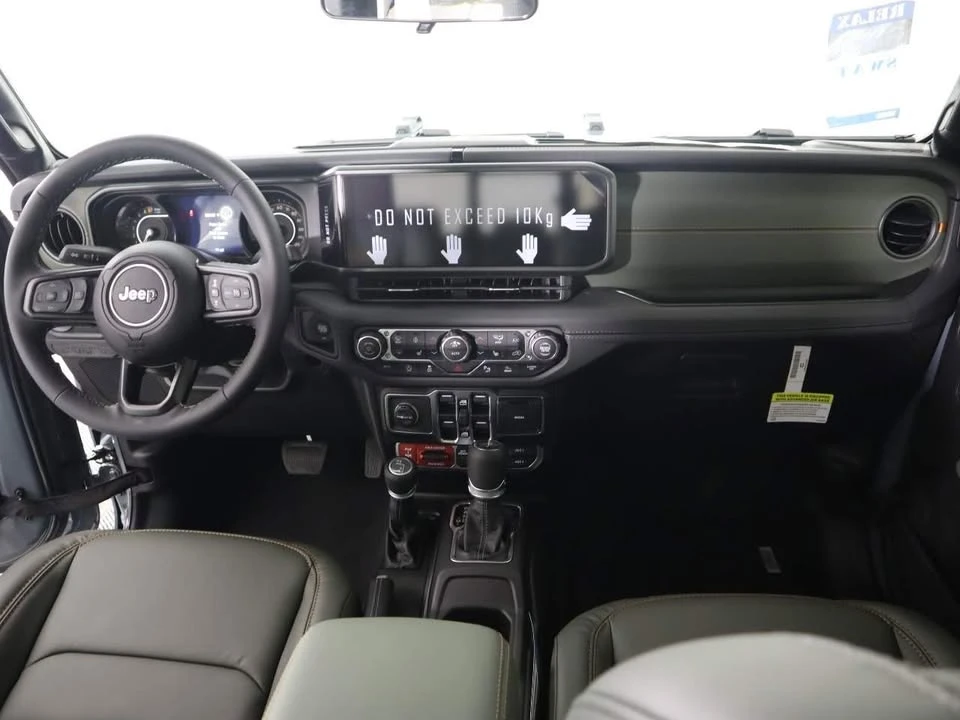 2026 Jeep JT Gladiator - Image 10 of 12