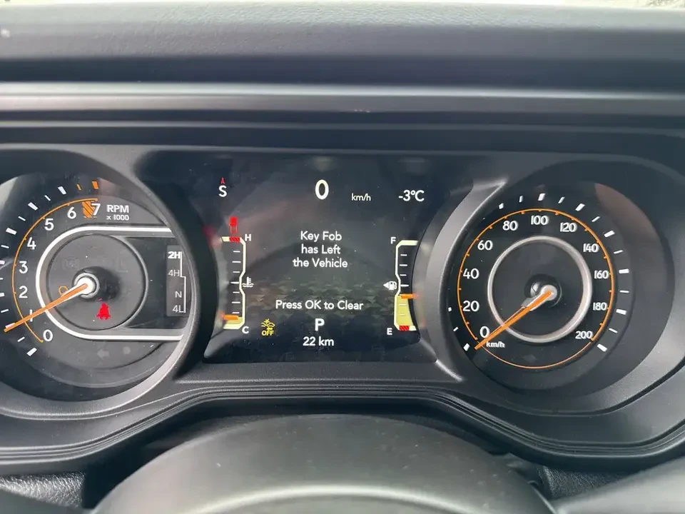 2026 Jeep JT Gladiator - Image 12 of 19
