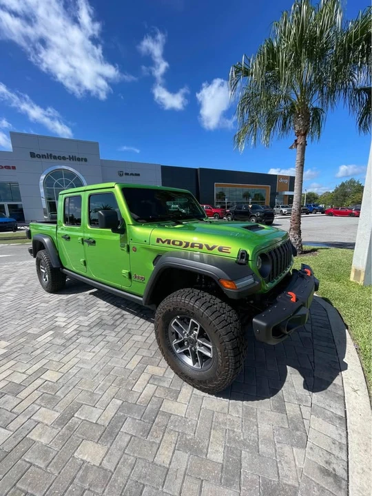 2026 Jeep JT Gladiator - Image 2 of 13