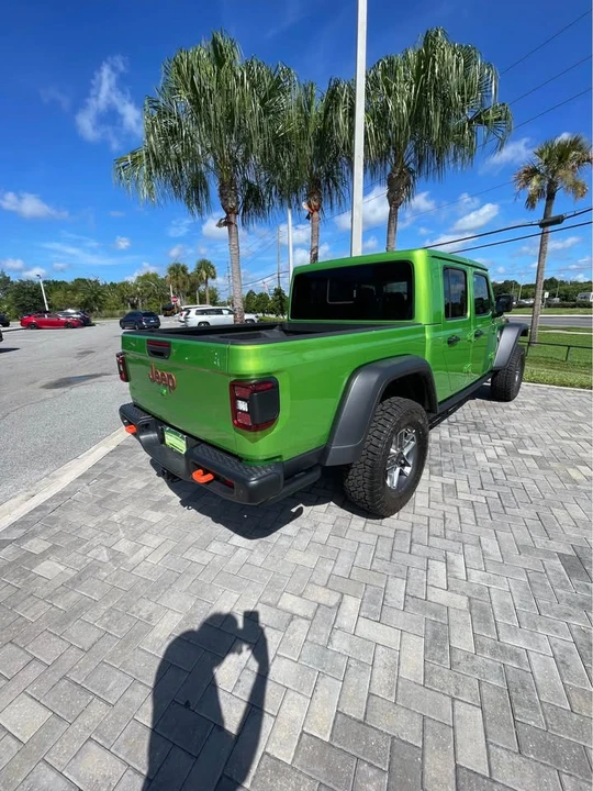 2026 Jeep JT Gladiator - Image 8 of 13