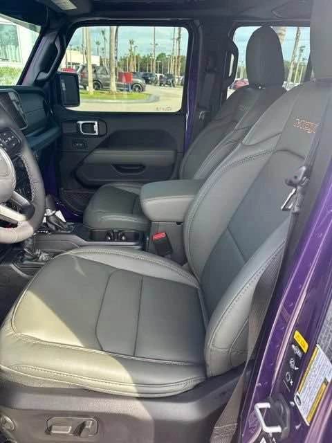 2026 Jeep JT Gladiator - Image 3 of 3