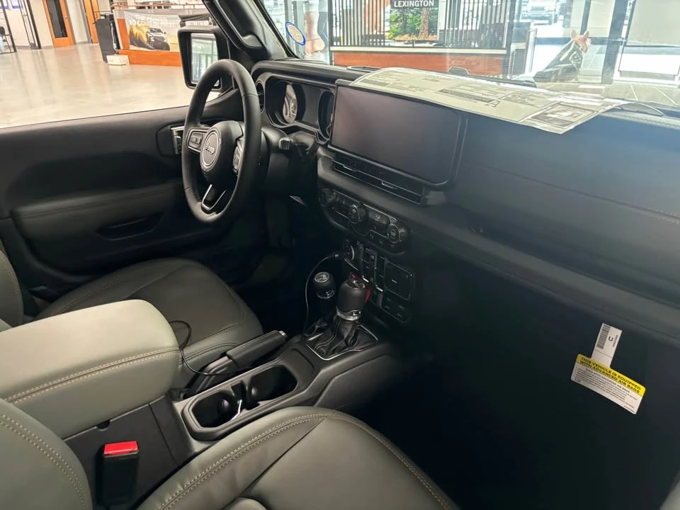 2026 Jeep JT Gladiator - Image 6 of 9