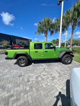 2026 Jeep Gladiator Mojave Pickup 4D 5 ft