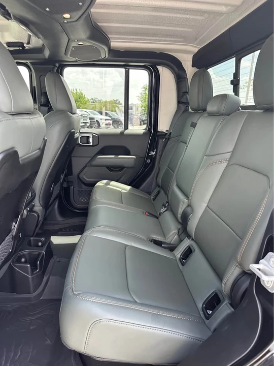 2026 Jeep JT Gladiator - Image 12 of 12