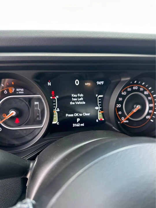 2026 Jeep JT Gladiator - Image 8 of 12