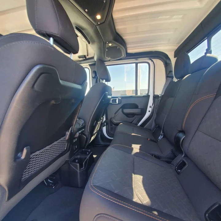 2026 Jeep JT Gladiator - Image 9 of 13