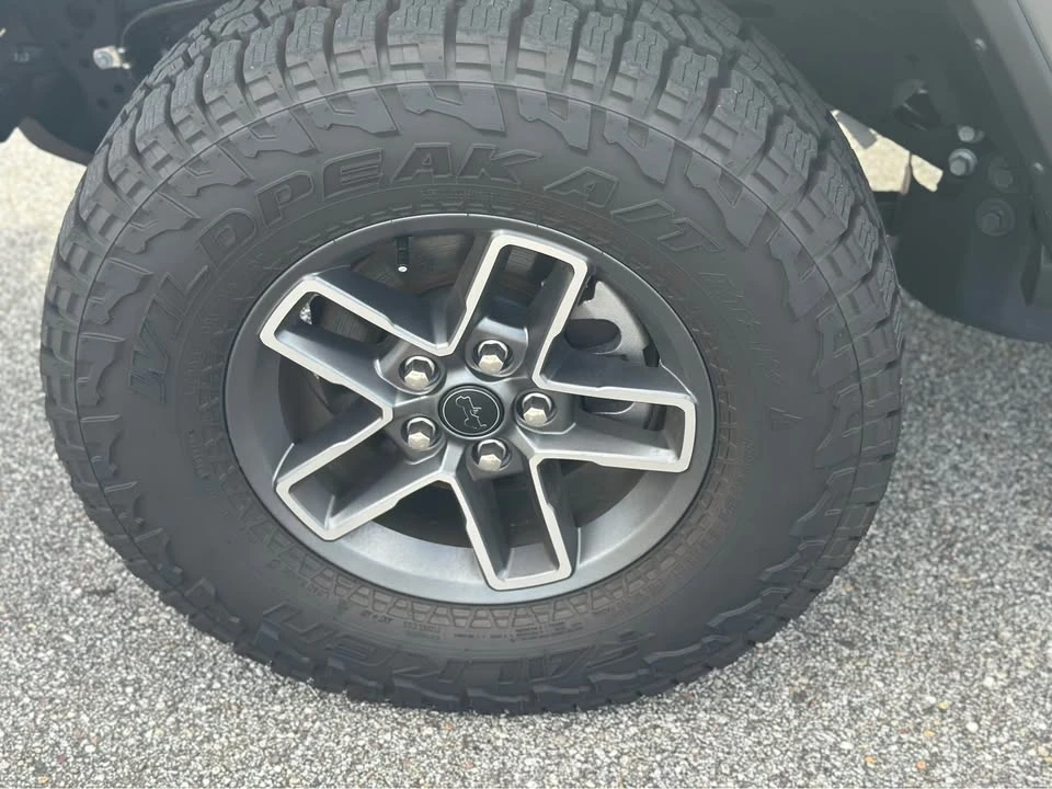 2026 Jeep JT Gladiator - Image 6 of 11