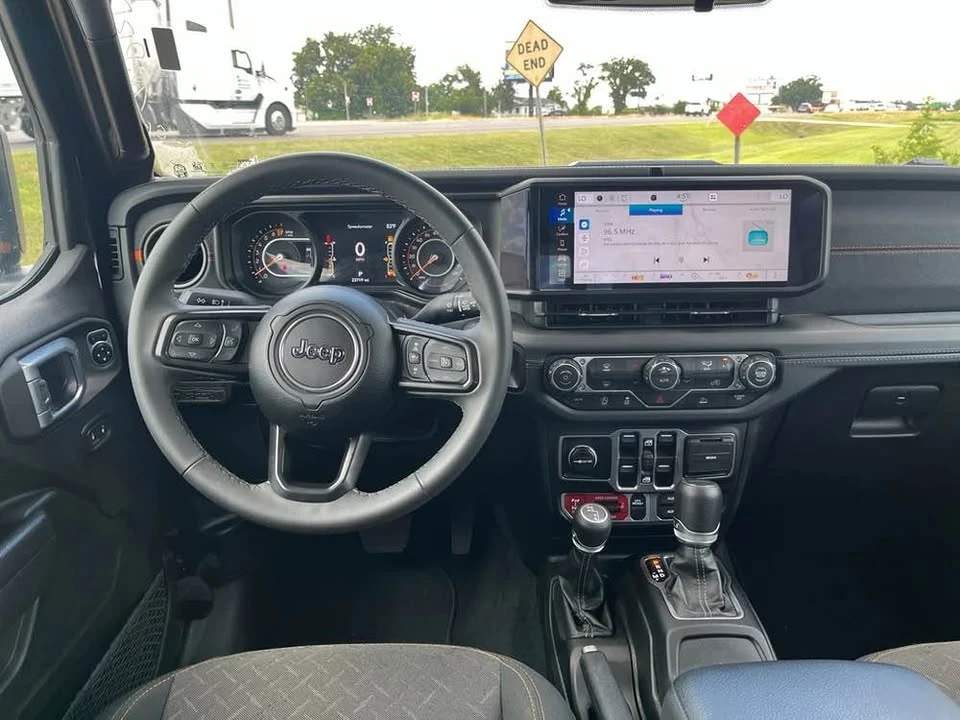 2026 Jeep JT Gladiator - Image 10 of 14