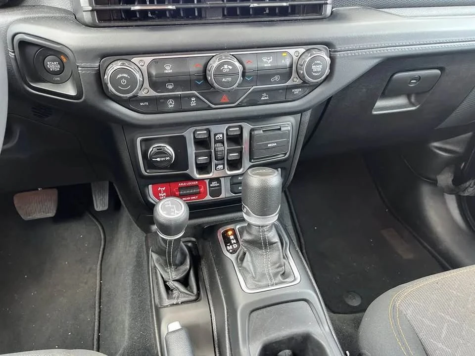 2026 Jeep JT Gladiator - Image 11 of 14