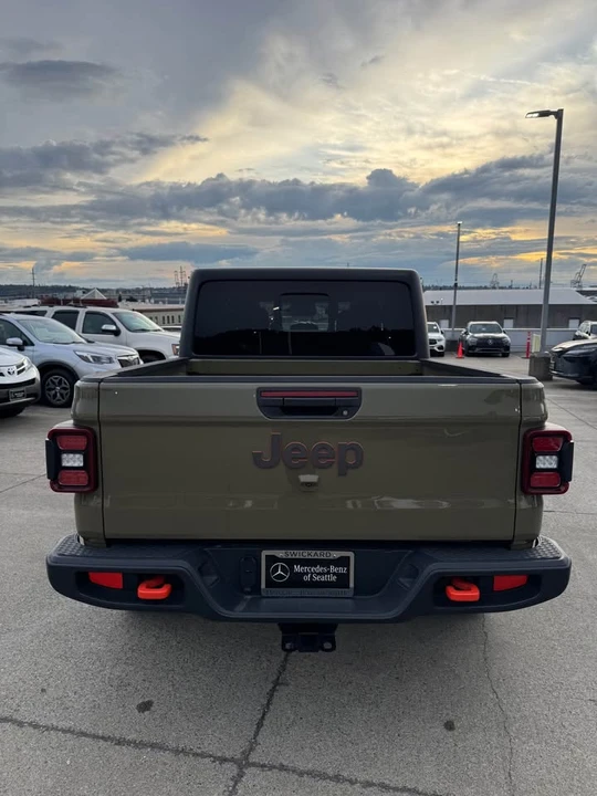 2026 Jeep JT Gladiator - Image 8 of 14