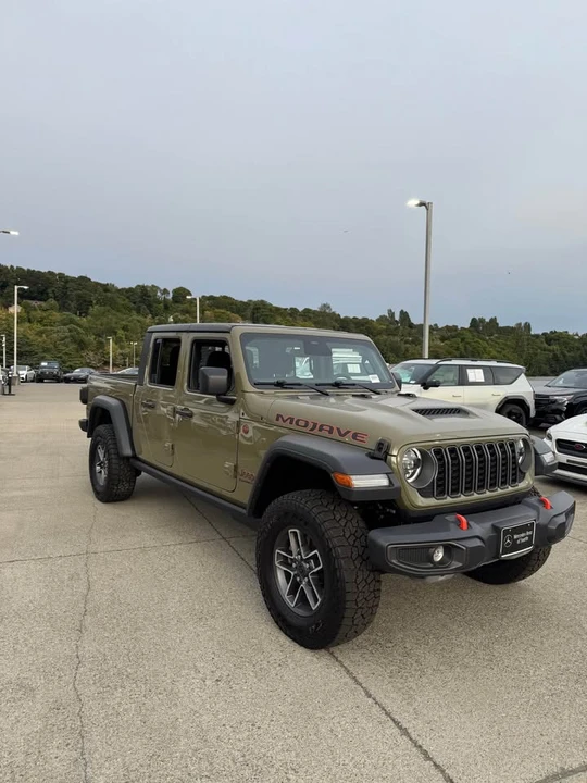 2026 Jeep JT Gladiator - Image 3 of 14
