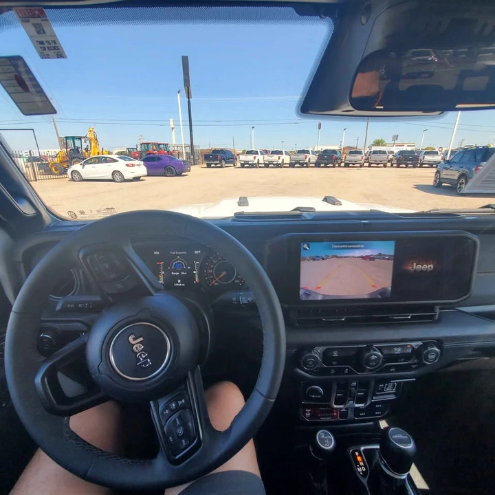 2026 Jeep JT Gladiator - Image 11 of 13
