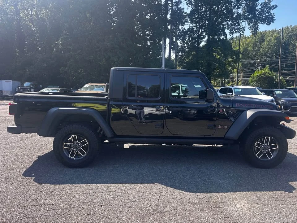 2026 Jeep JT Gladiator - Image 6 of 15