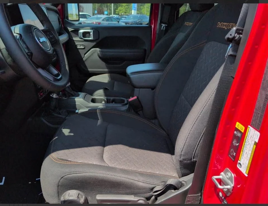 2026 Jeep JT Gladiator - Image 4 of 4
