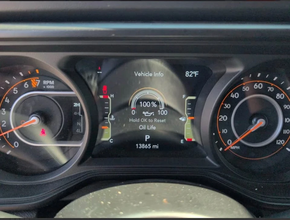 2026 Jeep JT Gladiator - Image 3 of 4