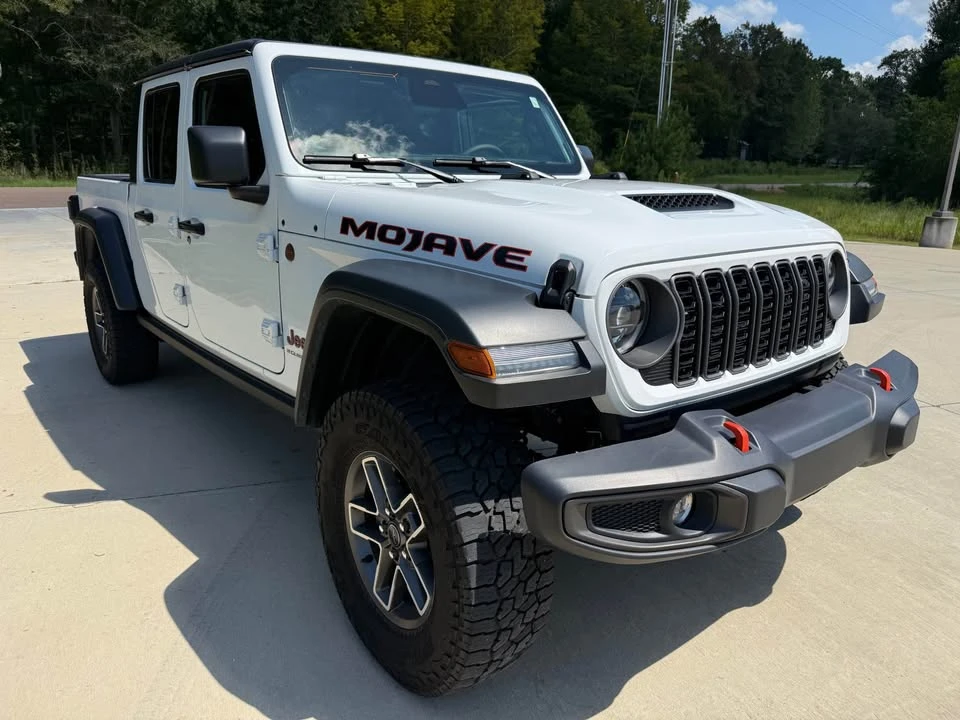 2026 Jeep JT Gladiator - Image 12 of 18