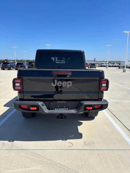 2026 Jeep JT Gladiator - Image 6 of 13
