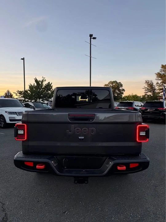 2026 Jeep JT Gladiator - Image 19 of 19