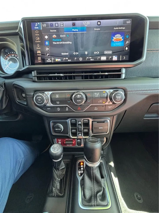 2026 Jeep JT Gladiator - Image 13 of 13