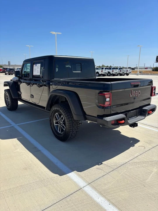 2026 Jeep JT Gladiator - Image 7 of 13