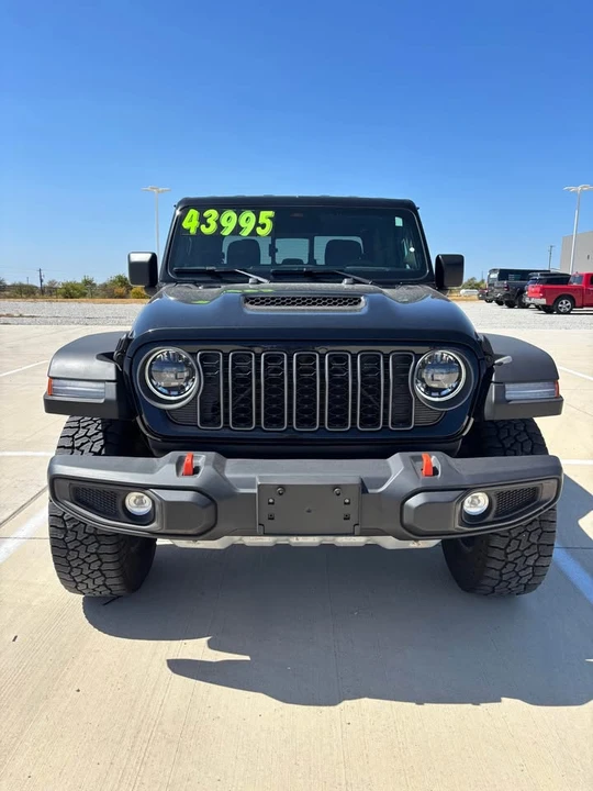 2026 Jeep JT Gladiator - Image 2 of 13