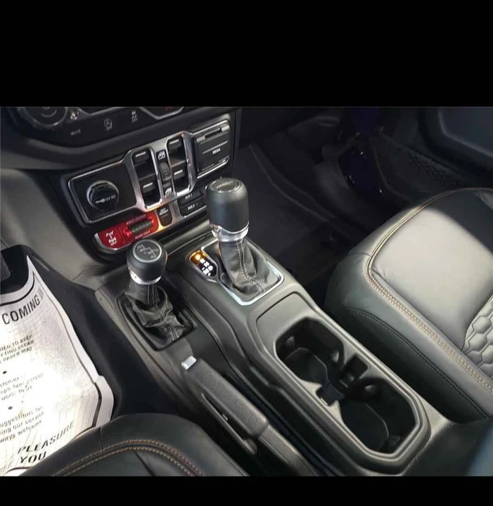 2026 Jeep JT Gladiator - Image 16 of 19