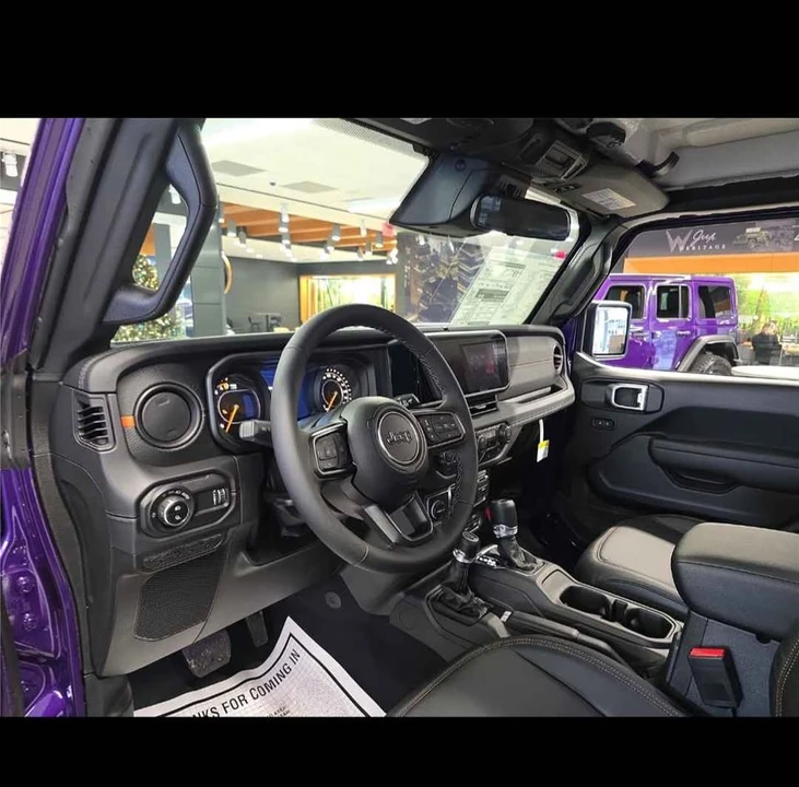2026 Jeep JT Gladiator - Image 14 of 19