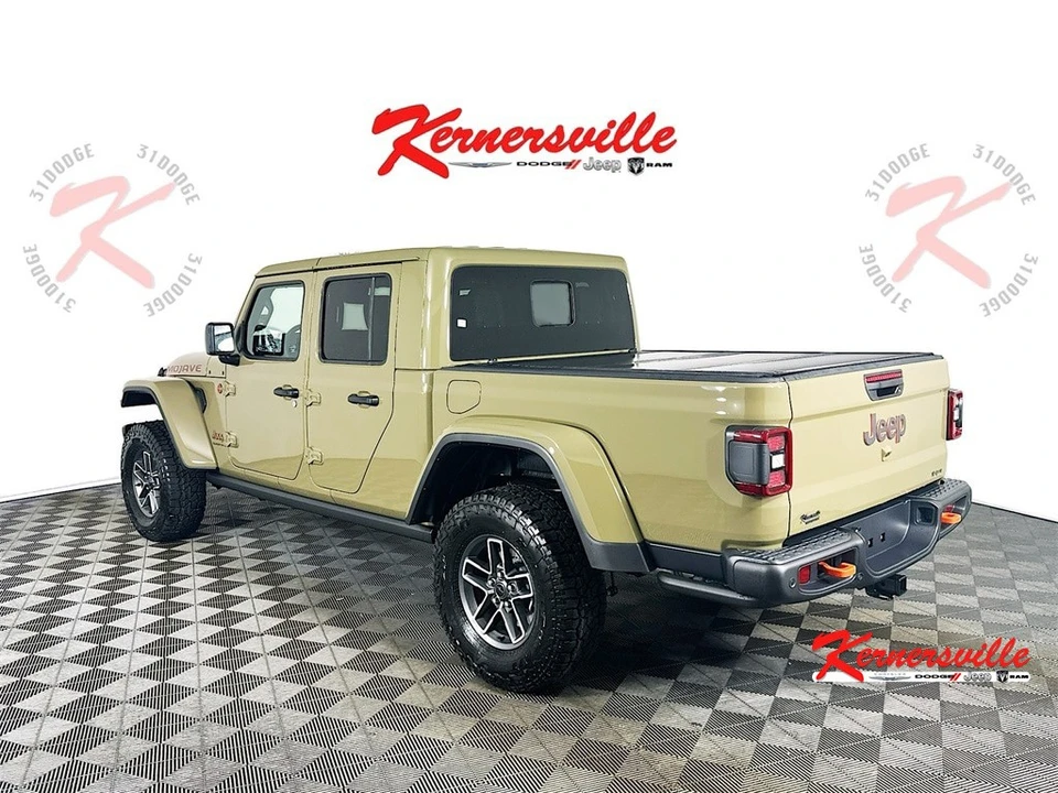 2026 Jeep JT Gladiator - Image 5 of 12